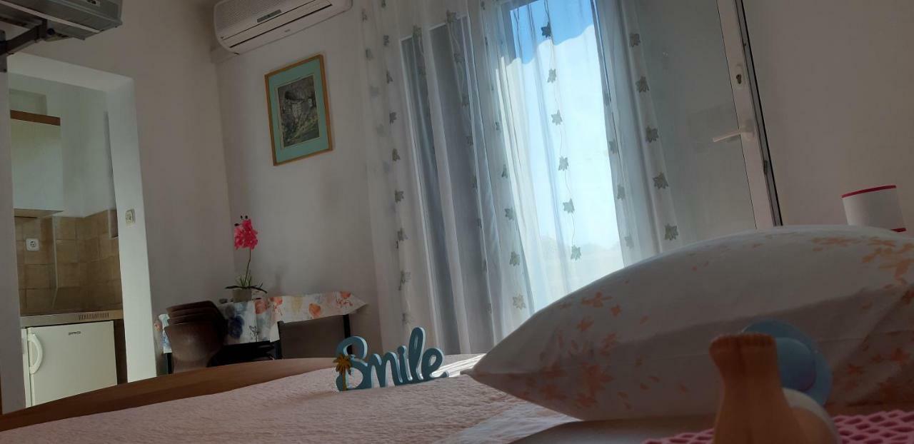 Apartman Lorena Stari Grad  Exterior foto